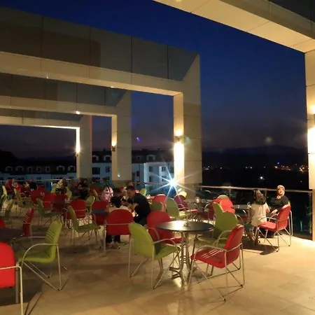 Akropol Termal şehır Otel